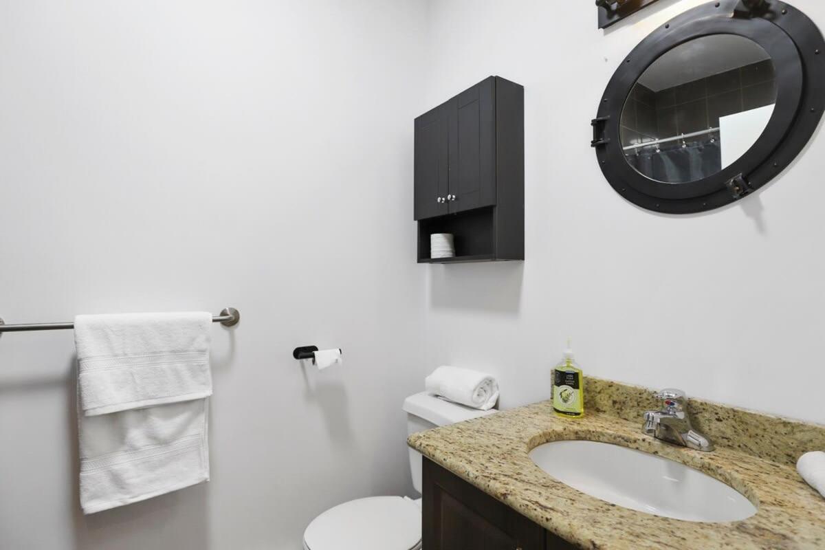 M11 The Star Wars Suite 3Br Downtown Montréal Exterior foto